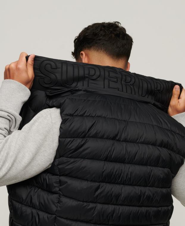 hombres Superdry negro chaleco acolchado clásico con capucha 2R68Z1052
