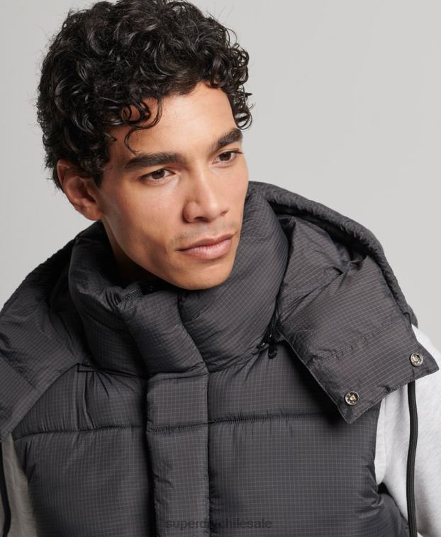 hombres Superdry negro chaleco acolchado corto touchline 2R68Z1032