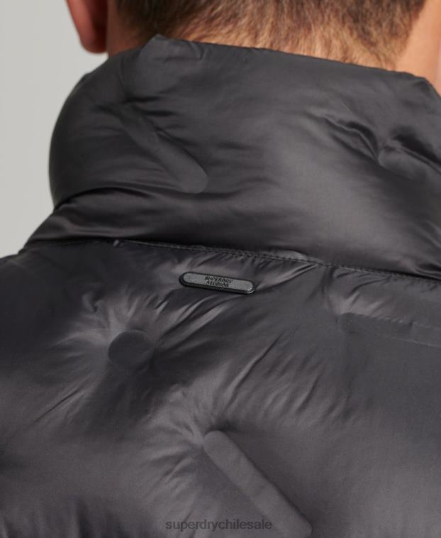 hombres Superdry negro chaleco acolchado ligero corto 2R68Z4476