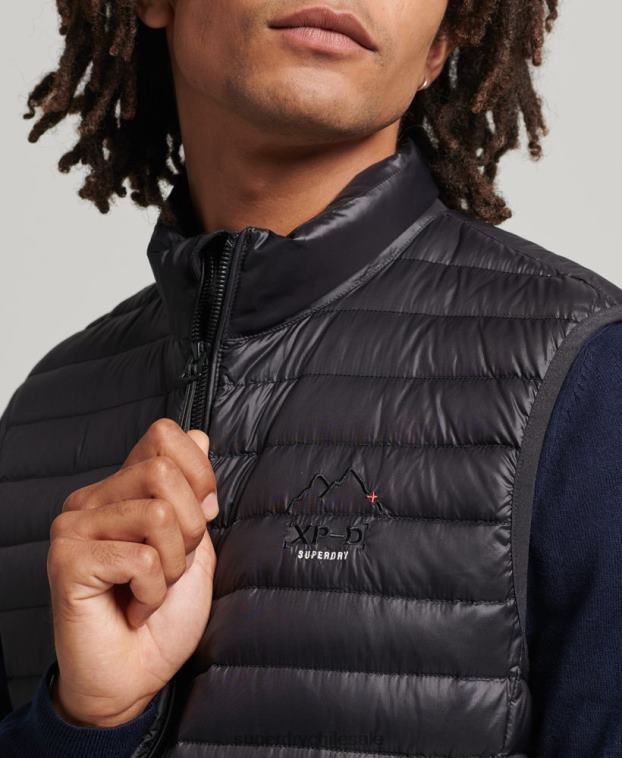 hombres Superdry negro chaleco de plumas Tech Core 2R68Z4637