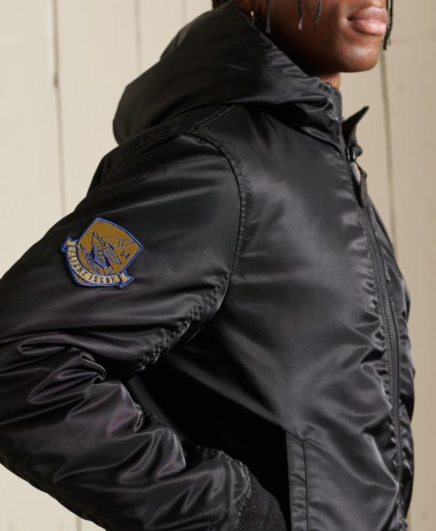 hombres Superdry negro chamarra bomber ma1 con capucha 2R68Z4673