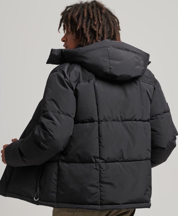hombres Superdry negro chamarra capitonada con capucha 2R68Z1000
