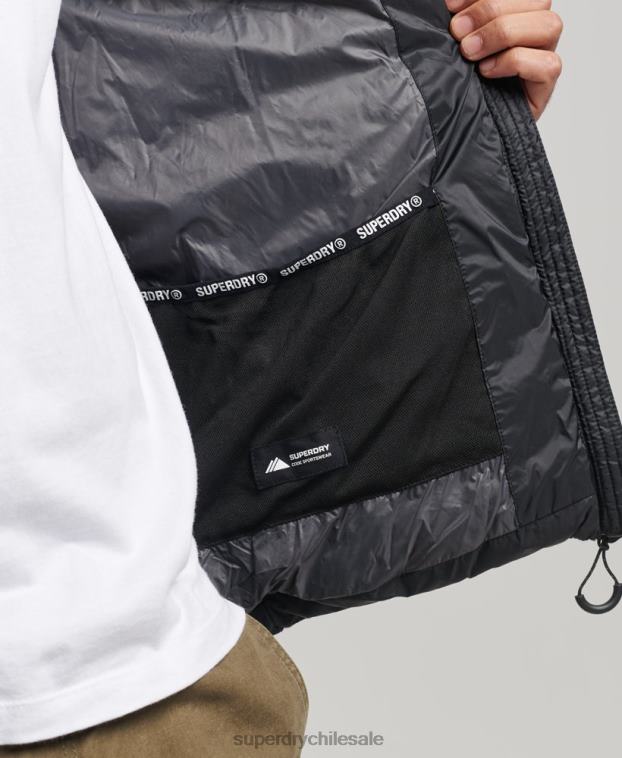 hombres Superdry negro chaqueta acolchada con logo clásico 2R68Z4633