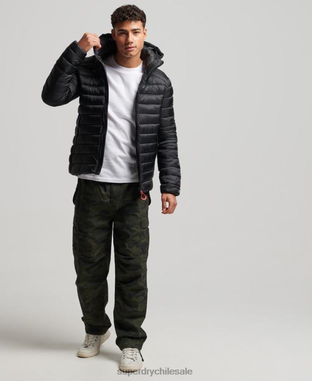 hombres Superdry negro chaqueta acolchada ligera 2R68Z1138
