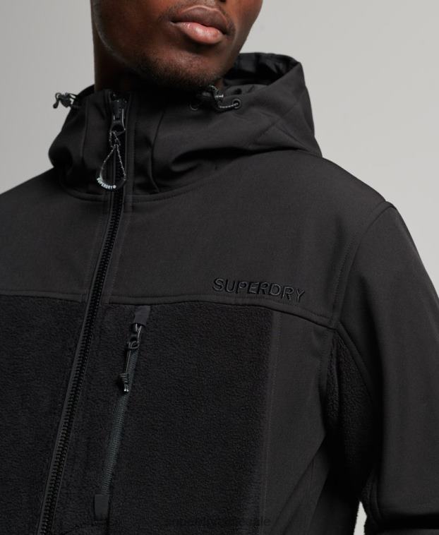 hombres Superdry negro chaqueta de trekking híbrida 2R68Z943