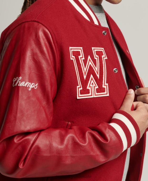 hombres Superdry rojo chamarra con parche del equipo universitario vintage 2R68Z4582