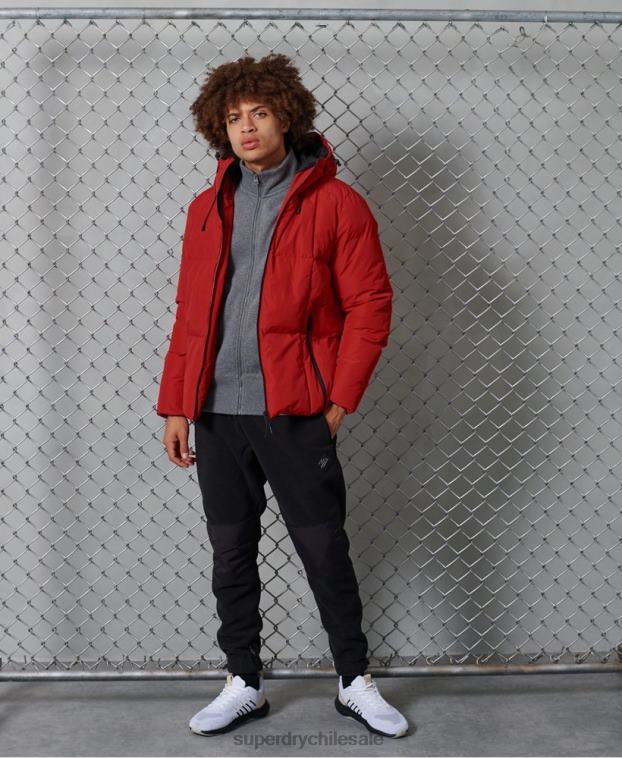hombres Superdry rojo chaqueta acolchada evolution 2R68Z4788