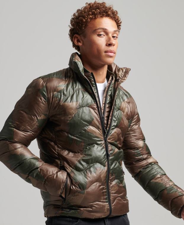 hombres Superdry verde chamarra corta acolchada ligera 2R68Z4574