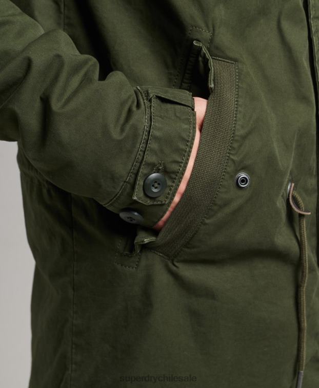 hombres Superdry verde chamarra parka militar de piel sintética 2R68Z4457