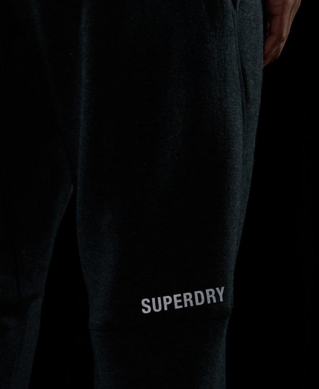 hombres Superdry gris oscuro joggers tapered 2R68Z6384
