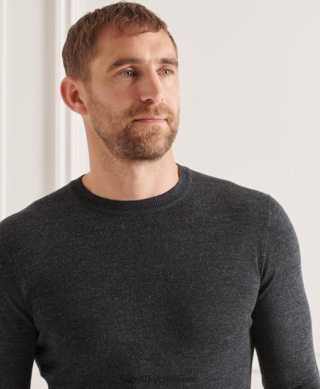 hombres Superdry gris oscuro suéter con cuello redondo de lana merina de studios 2R68Z1314