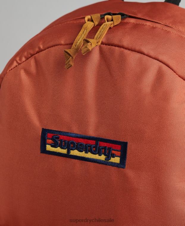 mujer Superdry naranja mochila montana vintage con micro bordado 2R68Z1609
