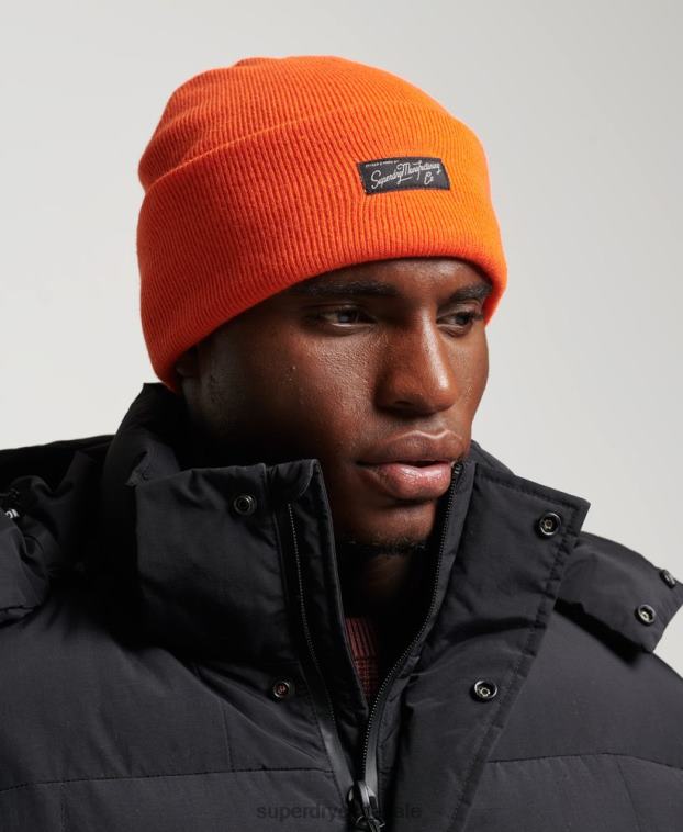 mujer Superdry naranja gorro con logo esencial 2R68Z1681