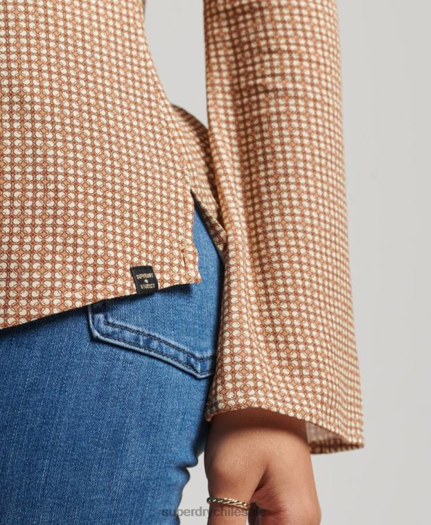mujer Superdry marrón camisa de manga larga con estampado de los años 70 2R68Z6515