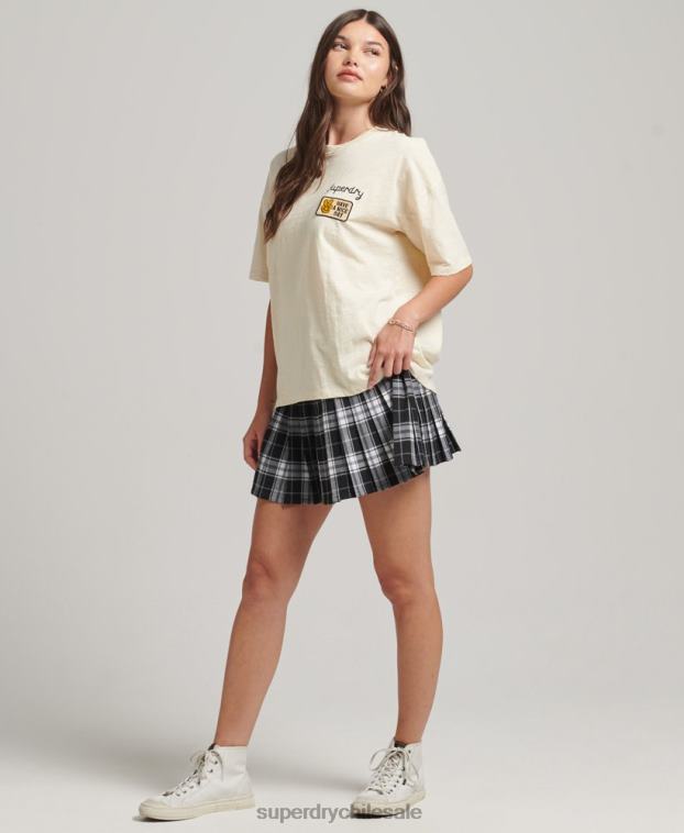 mujer Superdry crema camiseta holgada con parche del logo de los años 90 2R68Z6230