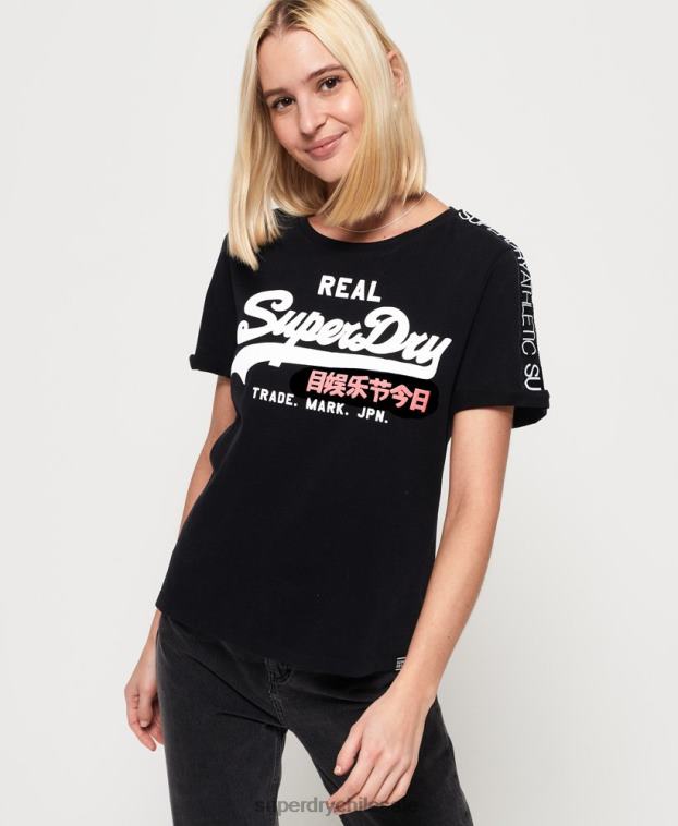 mujer Superdry negro playera boxy con logo vintage en la manga 2R68Z2866