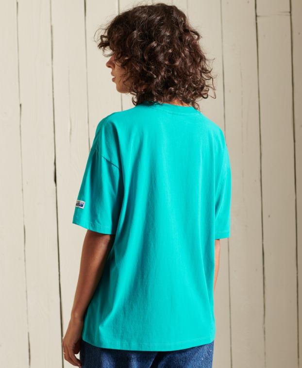 mujer Superdry verde playera con fuente del logo central 2R68Z6303