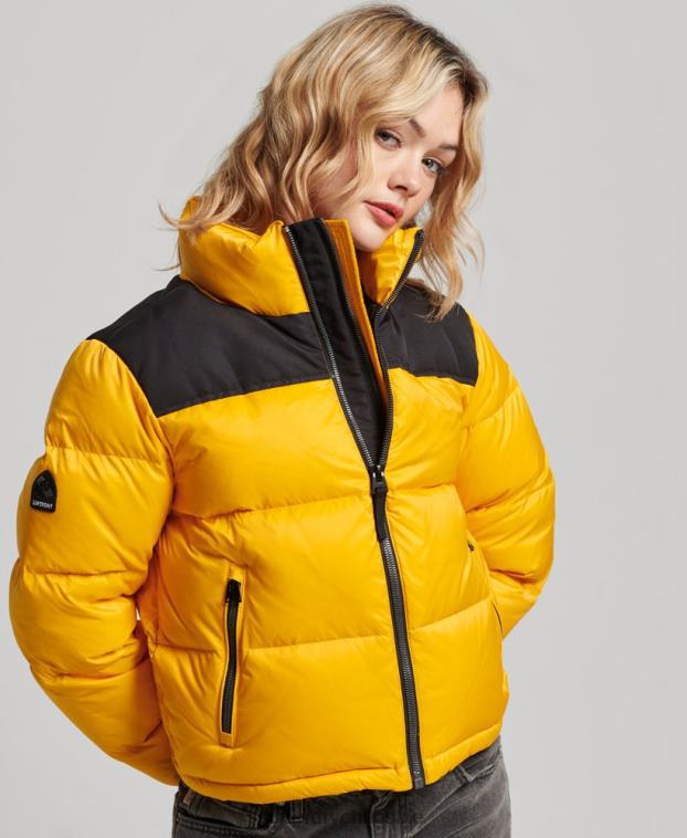 mujer Superdry amarillo chaqueta acolchada con código sportstyle 2R68Z5511