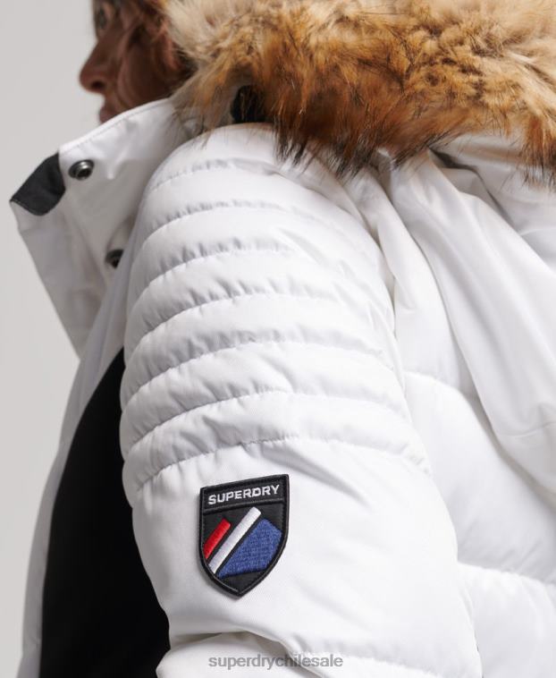 mujer Superdry blanco chaqueta acolchada de nieve de lujo 2R68Z3567