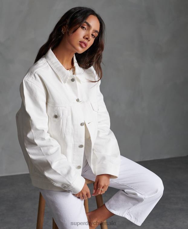 mujer Superdry blanco chaqueta de camionero de novio 2R68Z3854