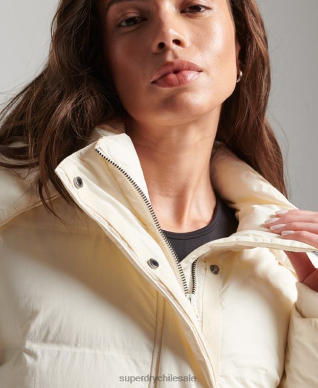 mujer Superdry crema chamarra capitonada con tren largo 2R68Z5520
