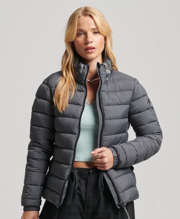 mujer Superdry gris chaqueta acolchada con logo clásico 2R68Z5422