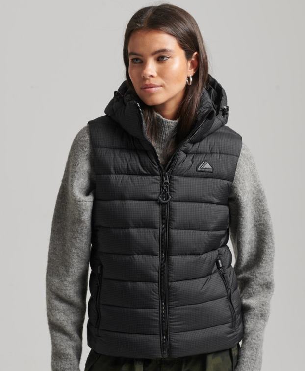 mujer Superdry negro chaleco acolchado clásico con capucha 2R68Z3753