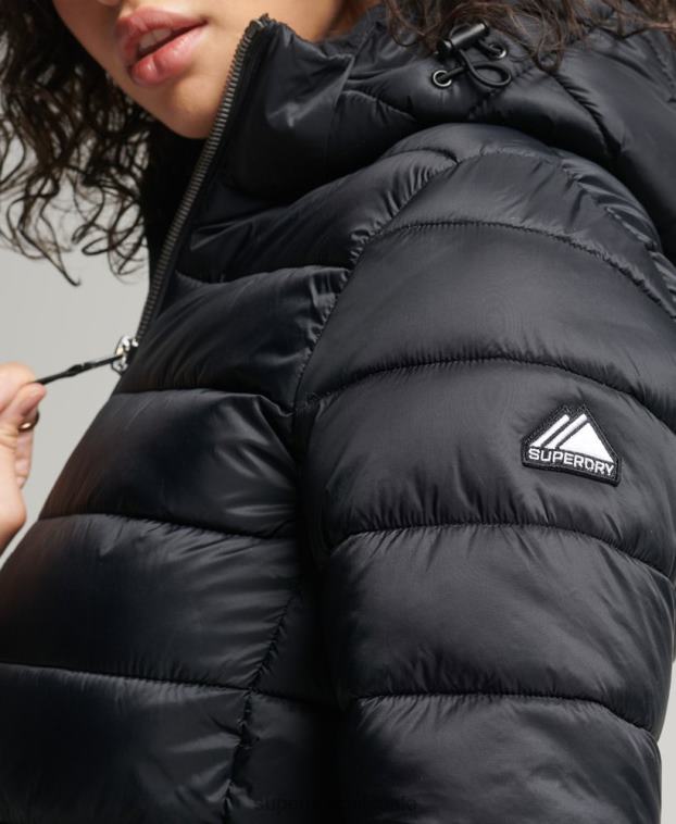 mujer Superdry negro chaqueta acolchada clásica de fuji 2R68Z3794
