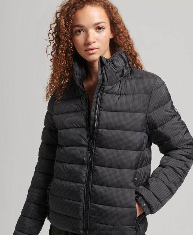 mujer Superdry negro chaqueta acolchada con logo clásico 2R68Z5418