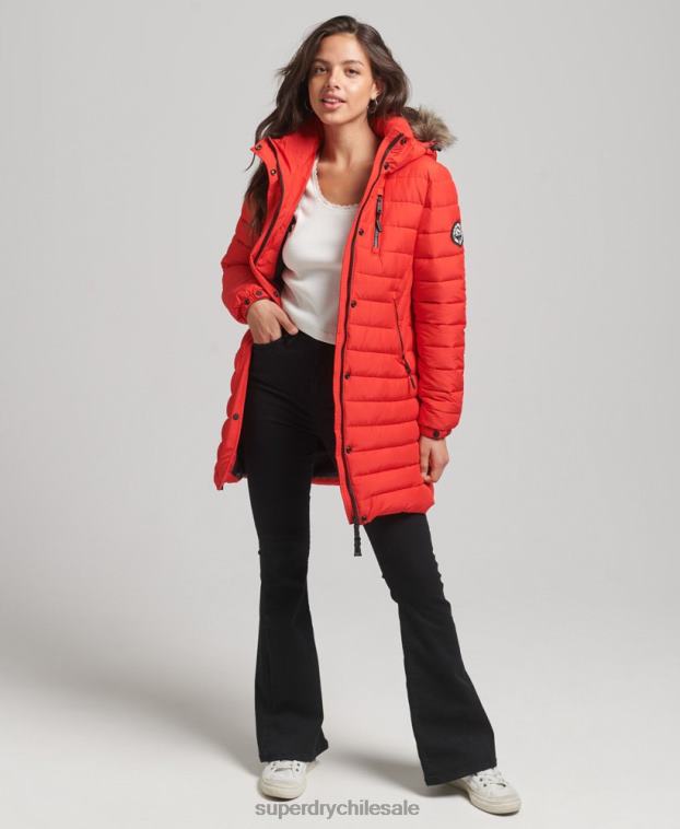 mujer Superdry rojo chamarra acolchada de pelo sintético con capucha 2R68Z3688