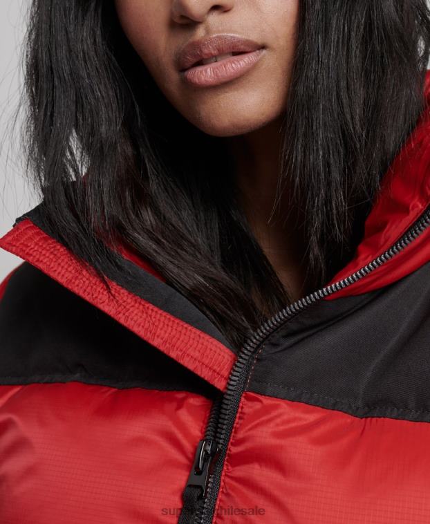 mujer Superdry rojo chaqueta acolchada con código sportstyle 2R68Z5524