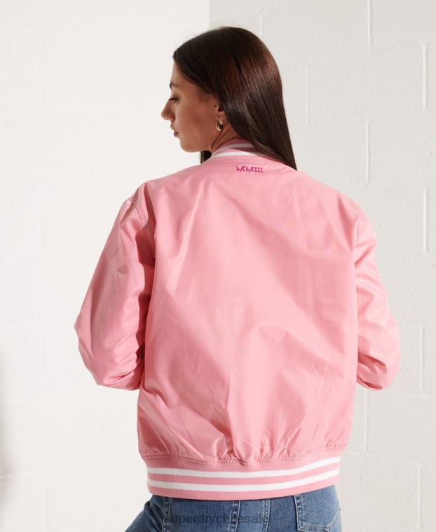 mujer Superdry rosa chamarra de béisbol clásica del equipo universitario 2R68Z5582