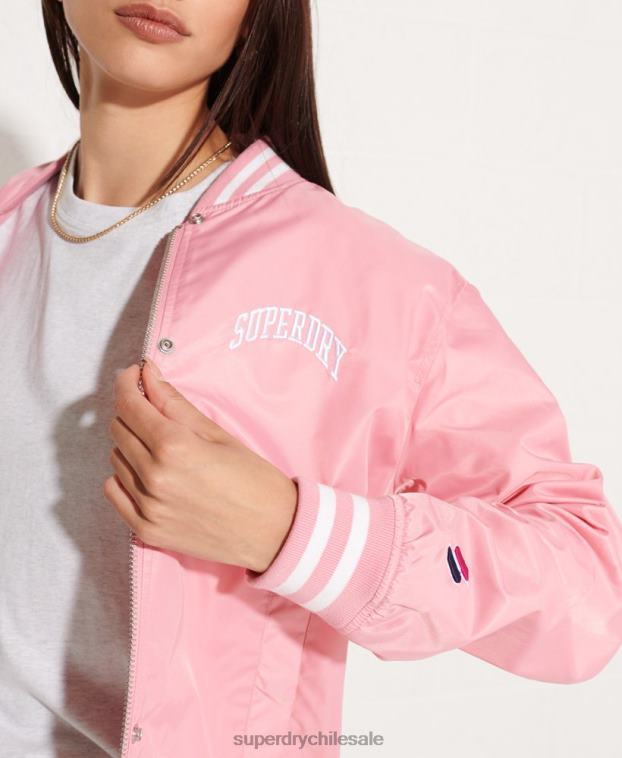 mujer Superdry rosa chamarra de béisbol clásica del equipo universitario 2R68Z5582
