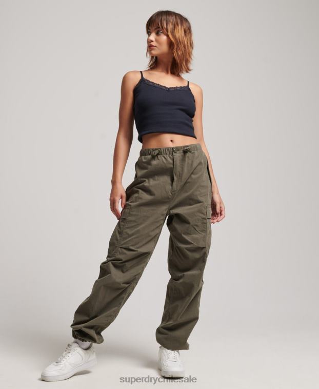 mujer Superdry verde pantalones con agarre de paracaídas 2R68Z2560