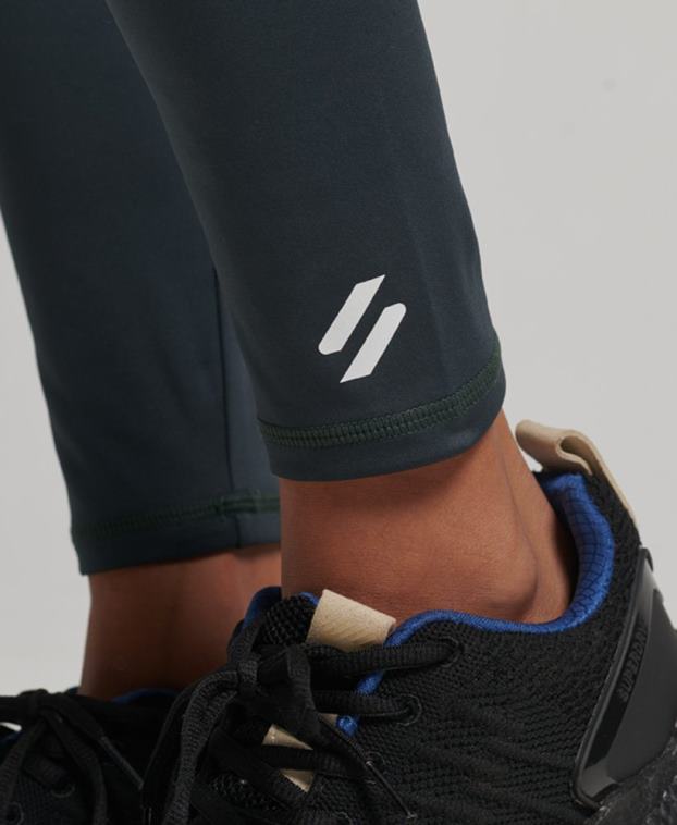 mujer Superdry verde leggins elásticos con logo de tren 2R68Z4072