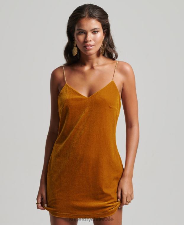 mujer Superdry amarillo vestido corto de terciopelo con correa de cadena 2R68Z2245